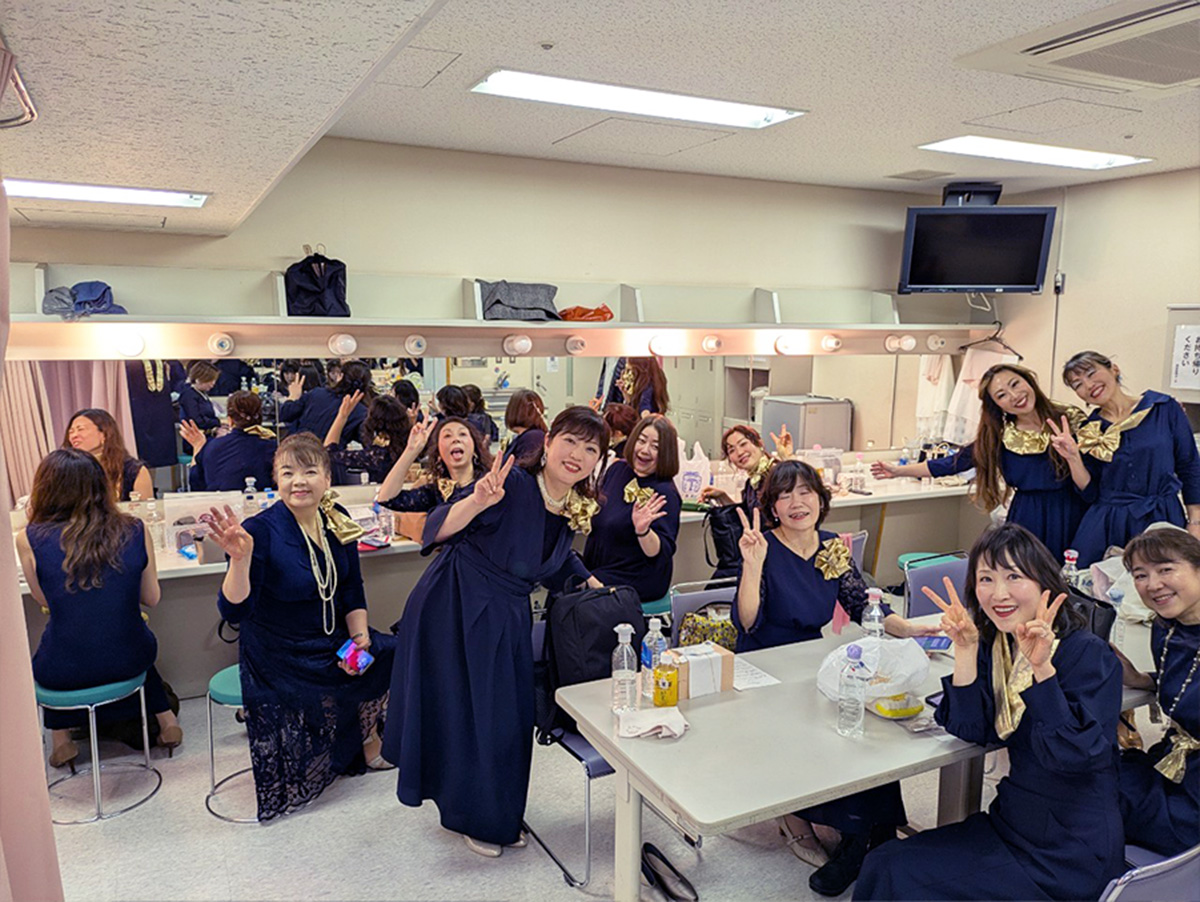 女子更衣室2