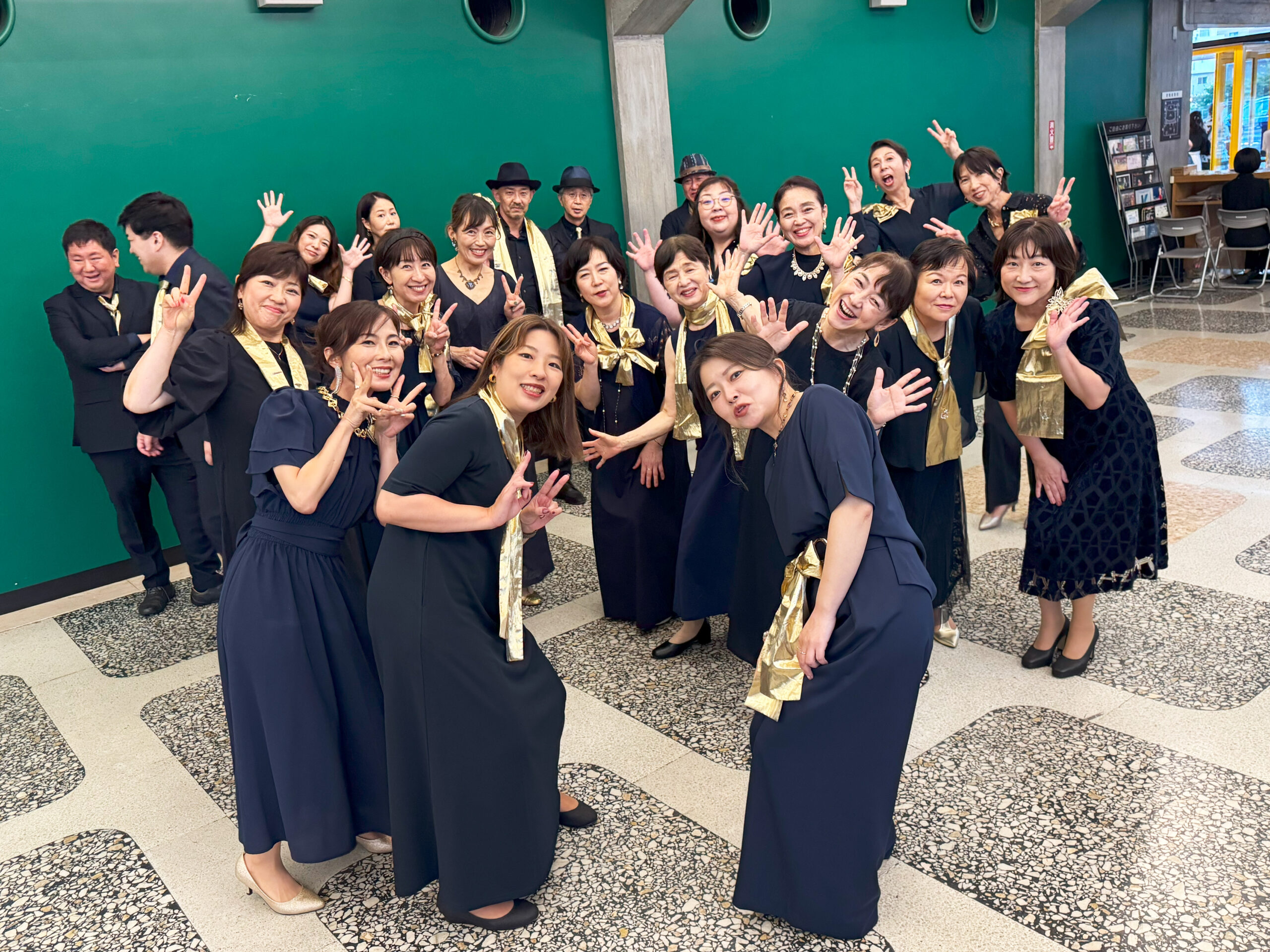 ステージ前2